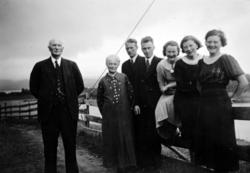 Familien Williamsen på Indre Flatset 1939. Fra venstre Jacob
