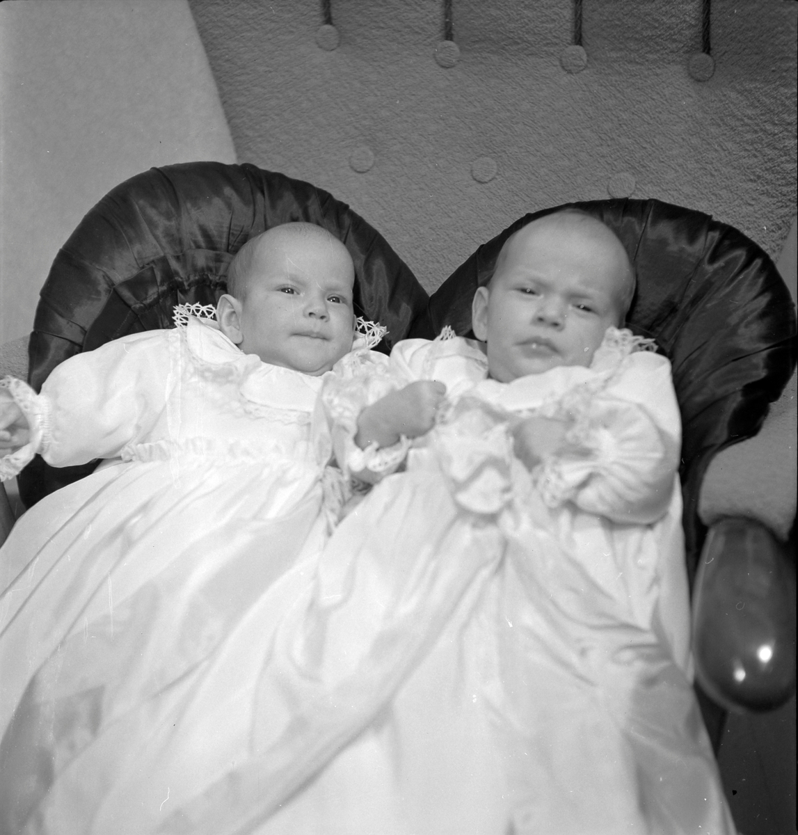 Signe Presthus Lundkvist med tvillinger