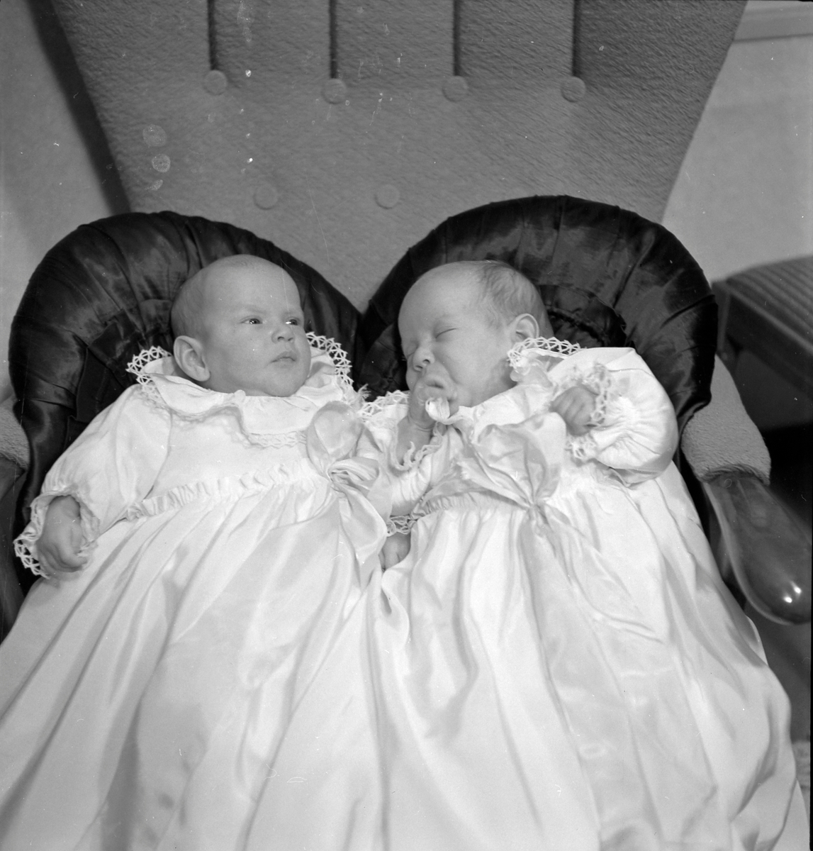 Signe Presthus Lundkvist med tvillinger