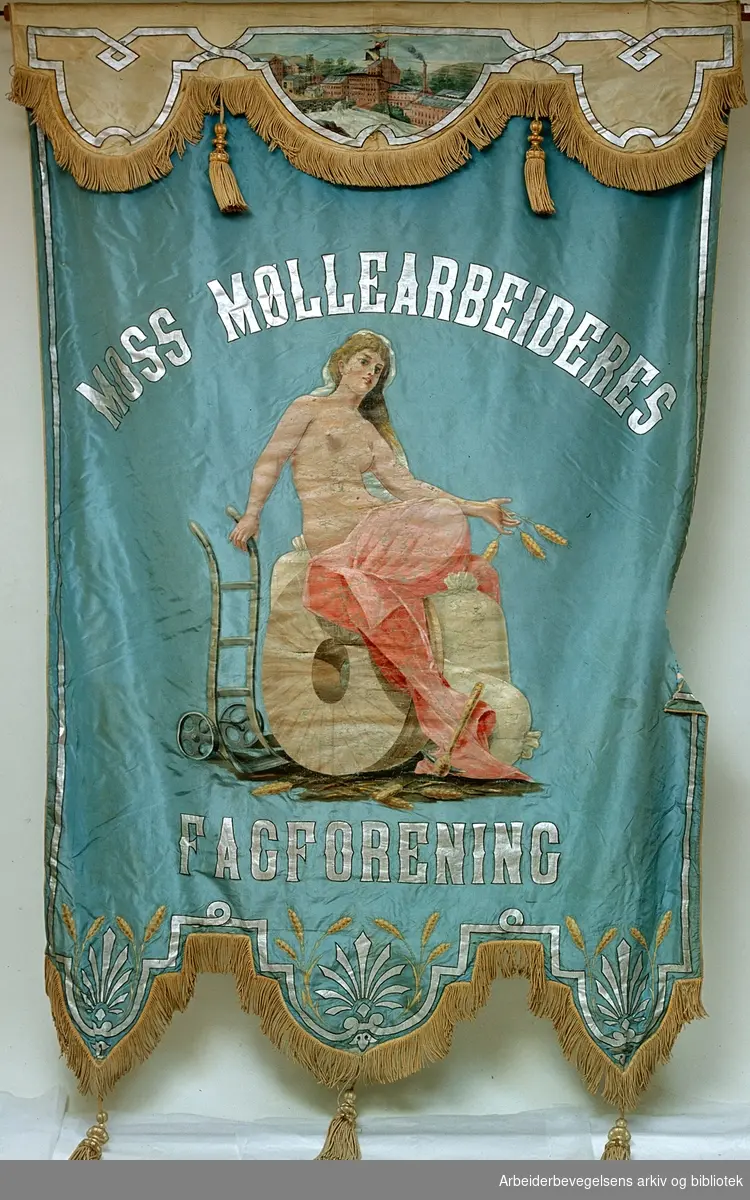 Møllearbeidernes forening, Moss.Stiftet 28. februar 1892..Forside..Fanetekst: Moss Møllearbeideres Fagforening..