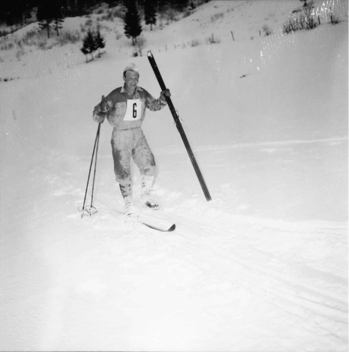Vardens arkiv. "K.M. ski i Svartdal"  21.01.1954