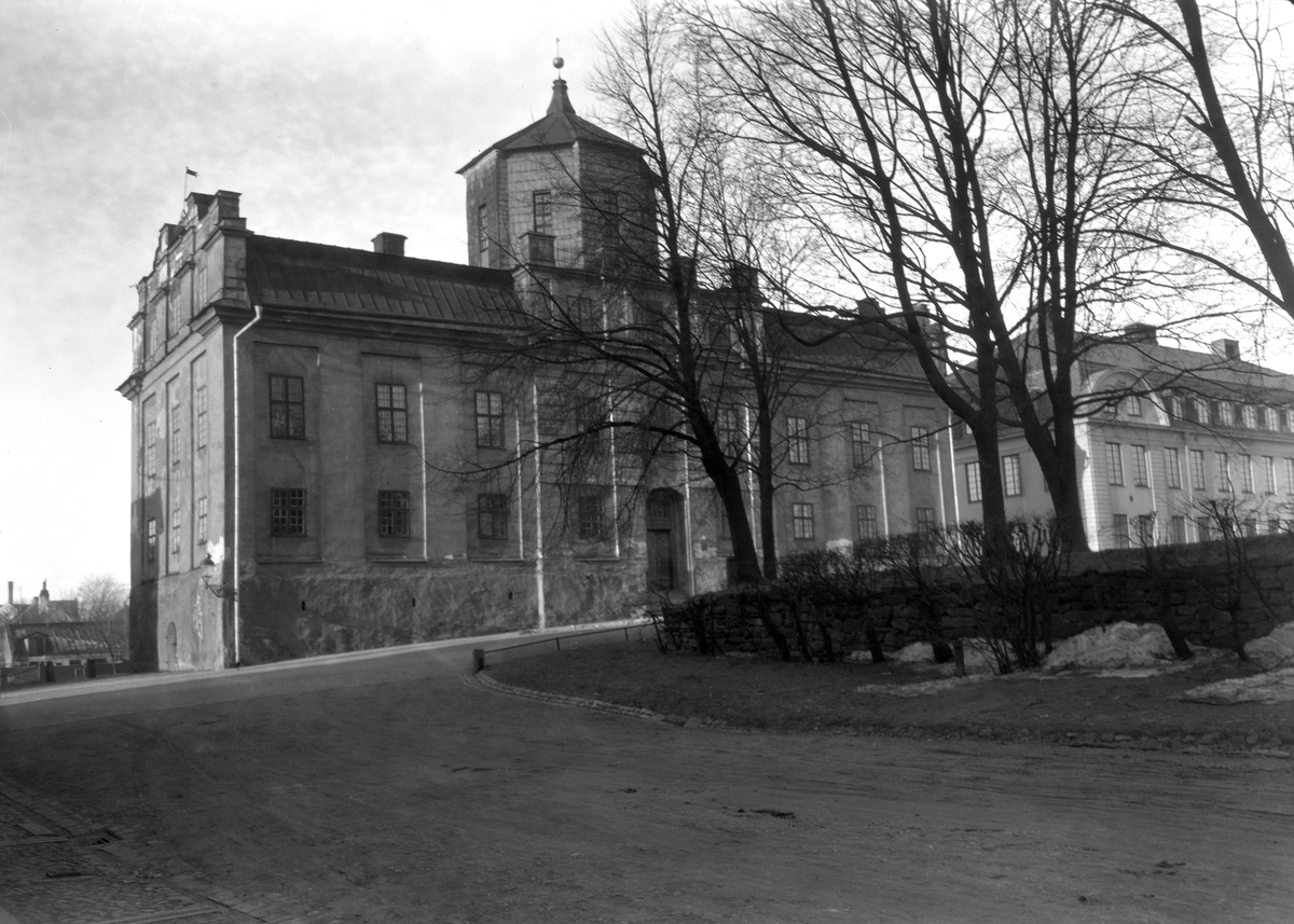Gamla Gymnasiet före den omfattande restaureringen år 1925.