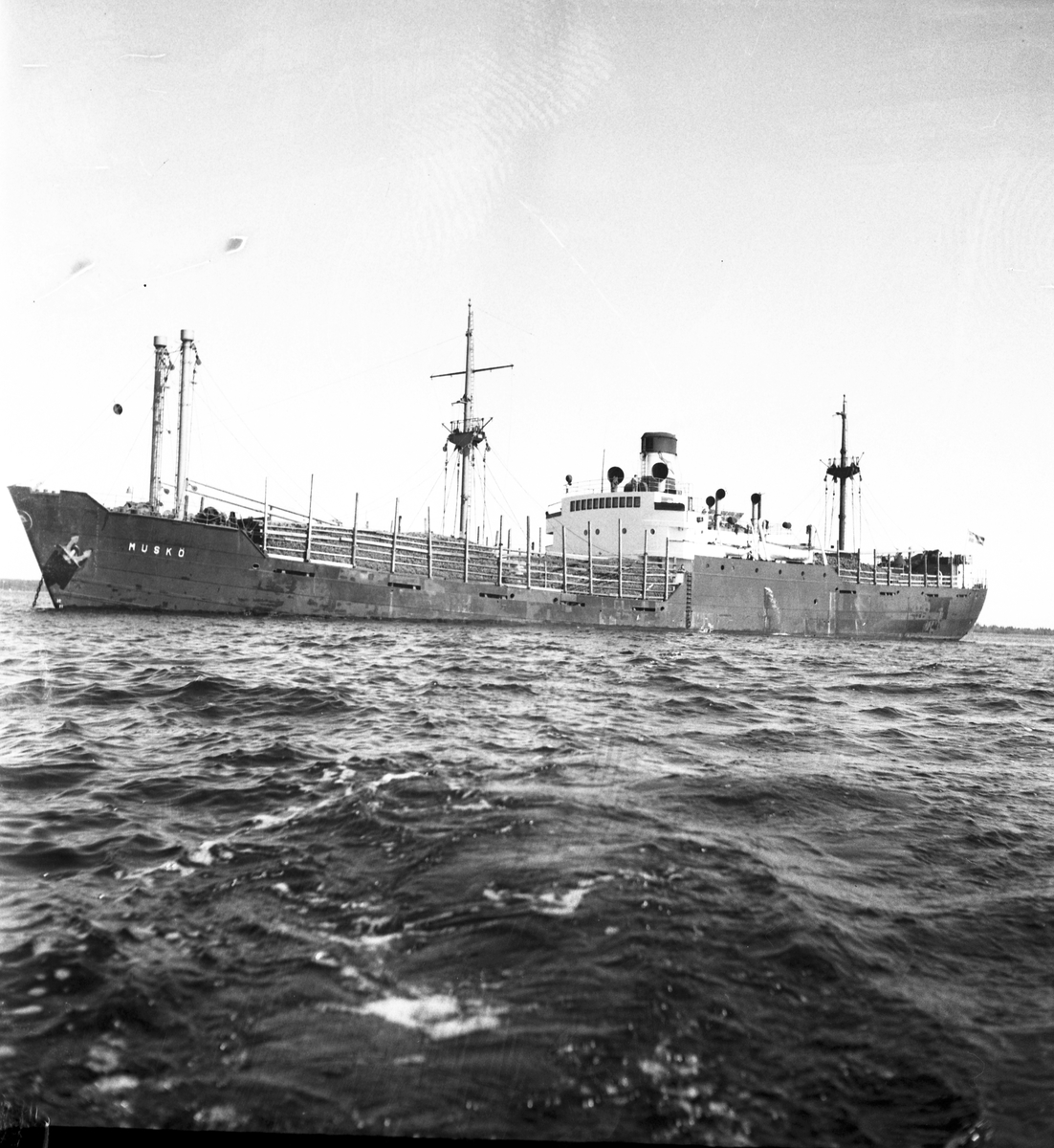 Gävle hamn, invasion av fartyg. Augusti 1950.



