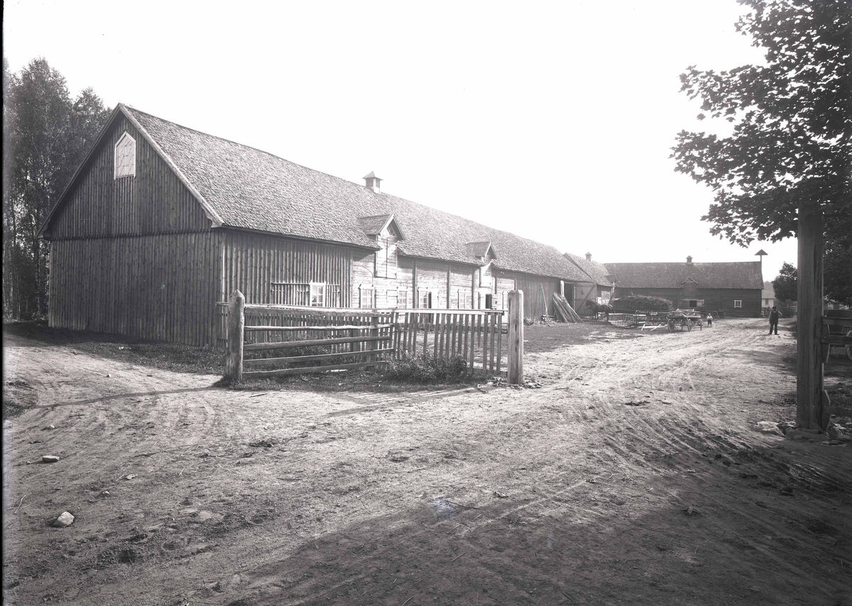 Ladugården vid Flygsfors bruksgård.