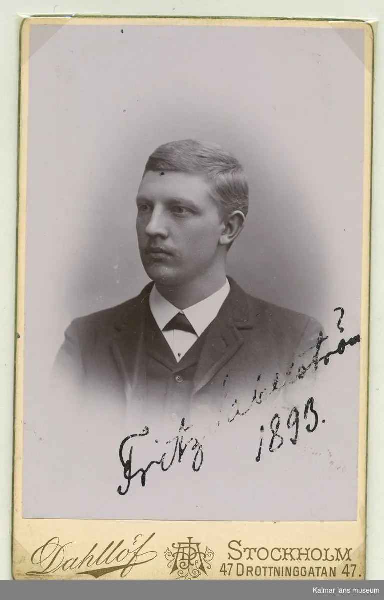 Fritz Sabelström, civilingenjör. Född 1871 1/1, död 1896 i Amerika.