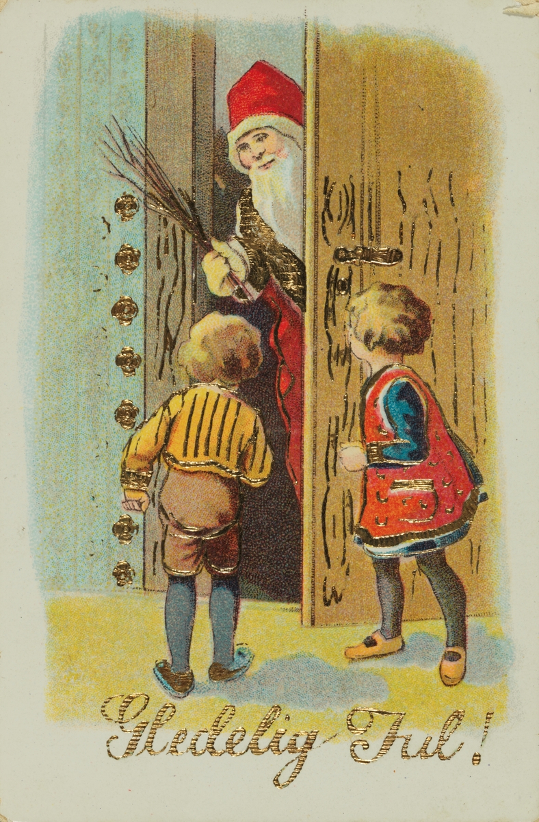 Julekort. Jule-og nyttårshilsen. Nissen kommer på besøk til to barn. Gulldekor. Stemplet Trondhjem 22.12.1932.