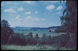 Utsikt mot mot Mo gård og Eidsbotn