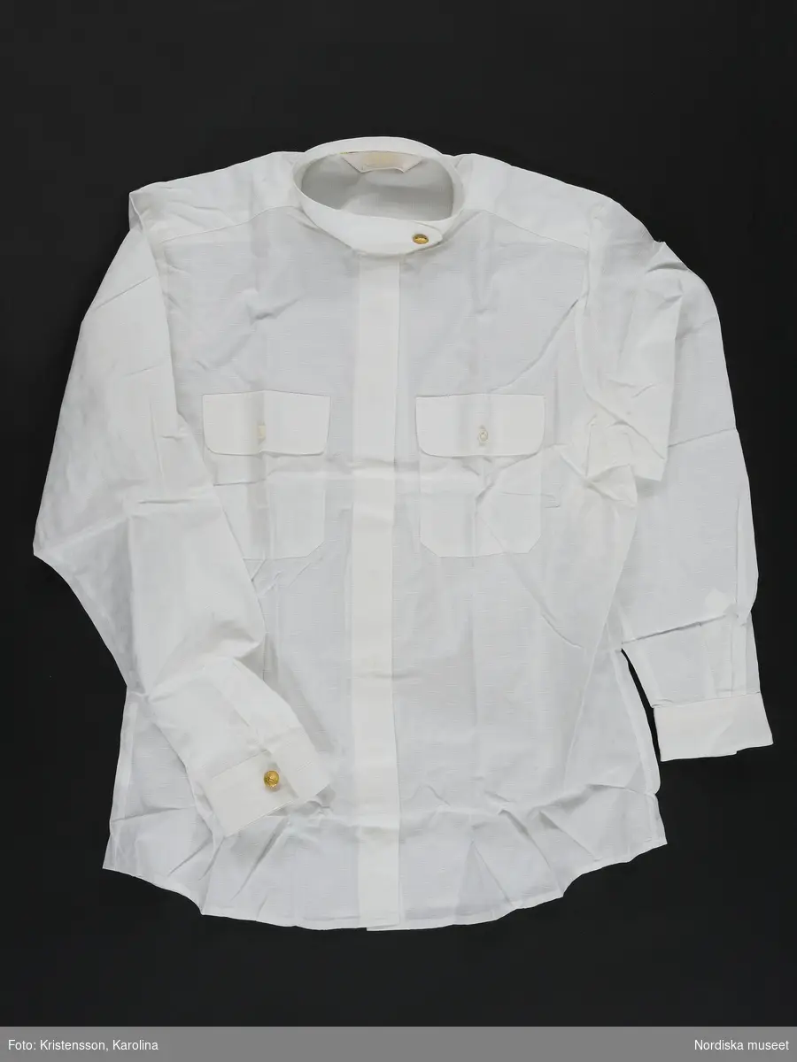 Skjorta, blus, vit, uniform, Linjeflyg, nyförvärv fotograferad innan inmärkning