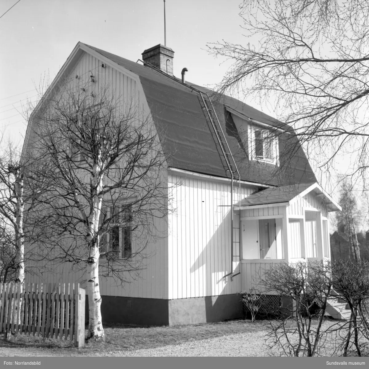 Numera rivet bostadshus vid Linneagatan 13 i västra Skönsberg.