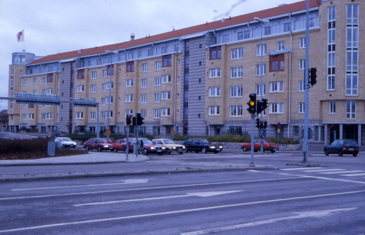 Orig. text: Hörnhuset Hamngatan / Drottninggatan. 92-12-02.