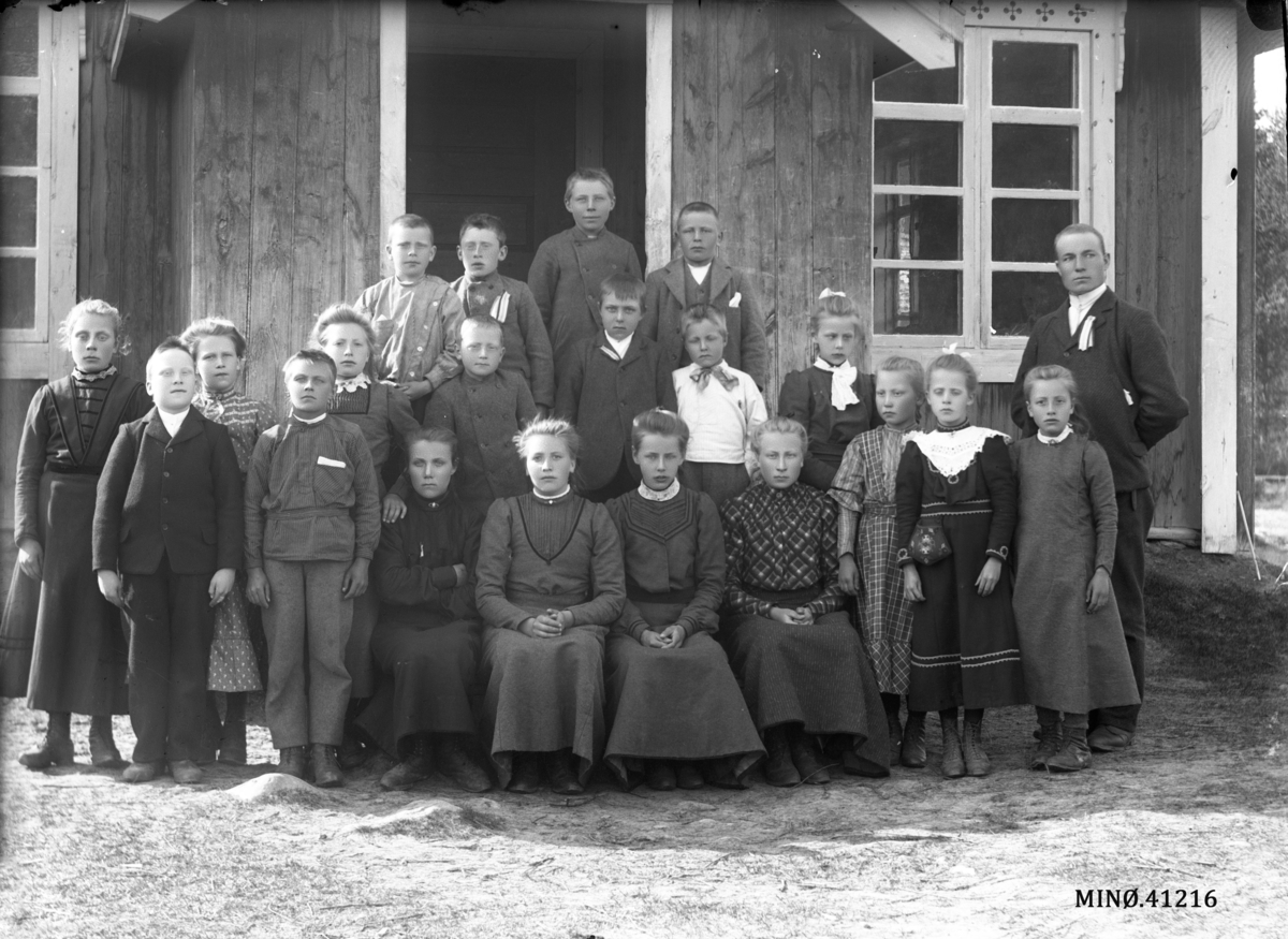 Einun skole 1910.