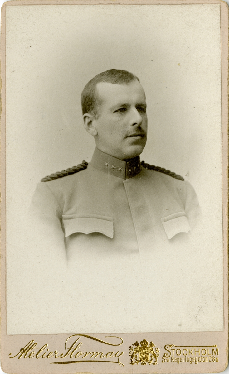 Porträtt av Carl Adolf Alfred Murray, kapten vid Fortifikationen.