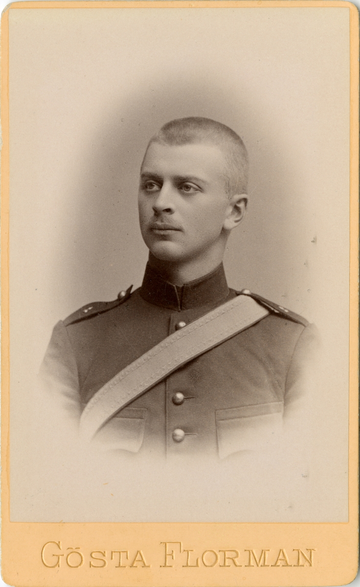 Porträtt av Johan Fredrik Wachtmeister af Johannishus, officer vid artilleriet.
