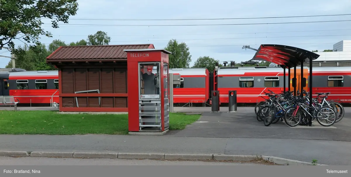 Kjelsåskiosken et prøverom ved Telemuseet på Kjelsås jernbanestasjon