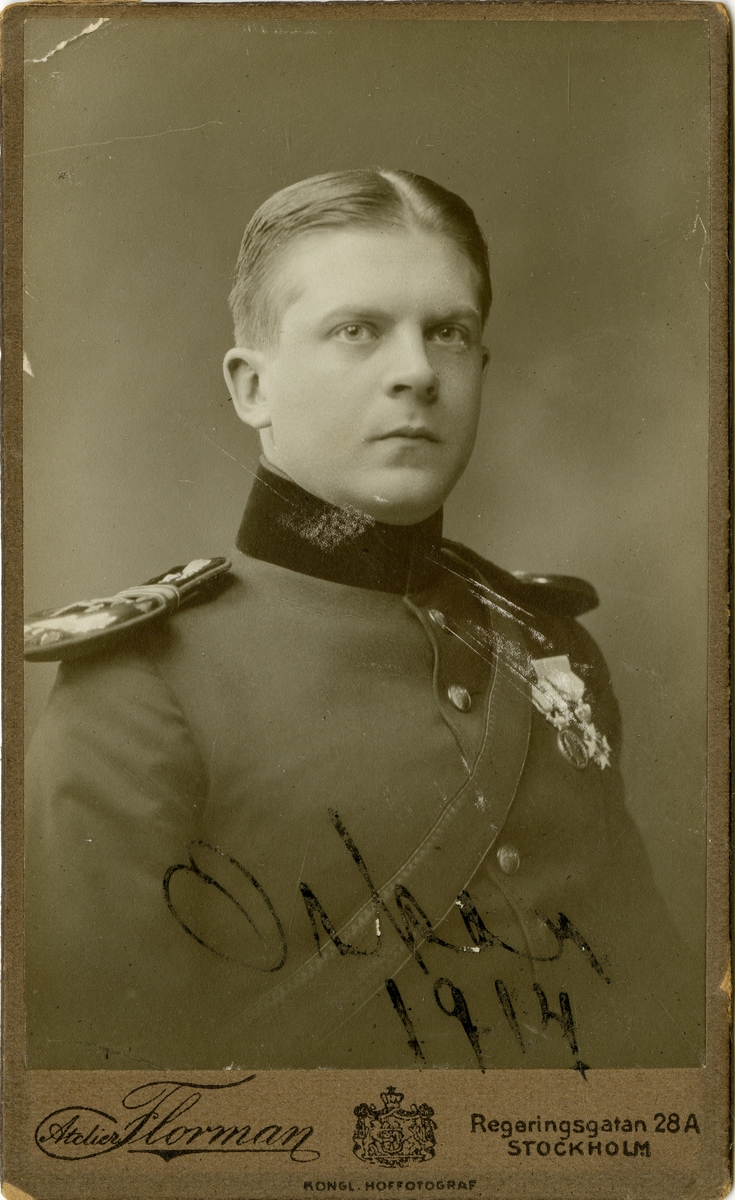Porträtt av fältläkare Oskar Nordlander.