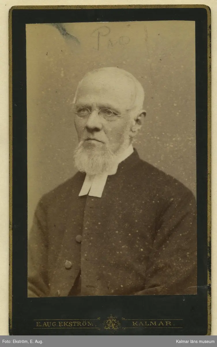 Porträtt av prosten J.H. Lagström.