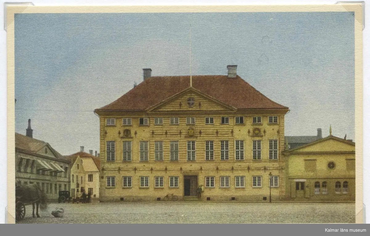 Vykort med motiv av Kalmars rådhus. - Kalmar läns museum / DigitaltMuseum