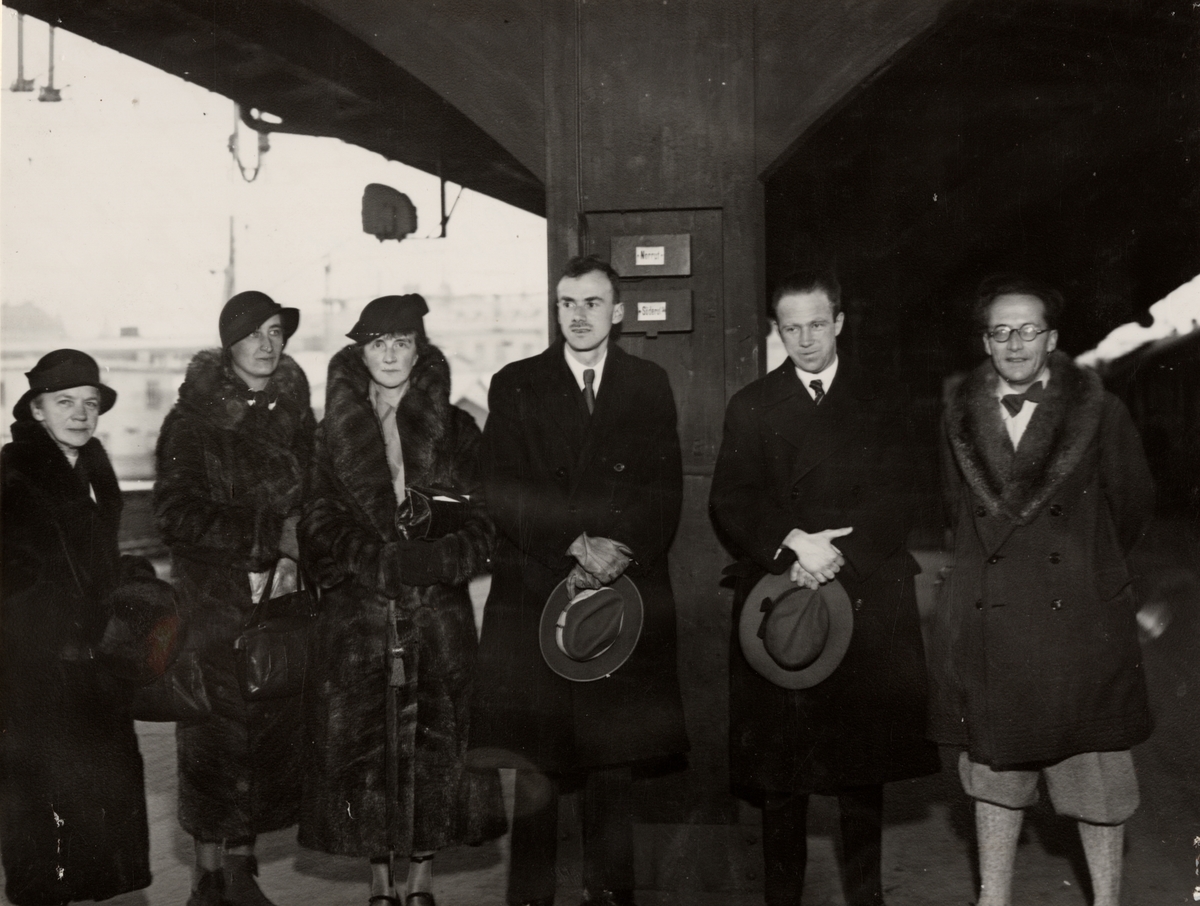 Nobelpristagare 1933. Från vänster: Paul Dirac, Werner Heisenberg och Erwin Schrödinger.