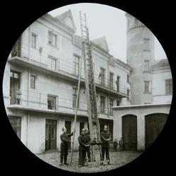 Fredrikshald brannkorps i Halden, på øvelse. ureg diasserie 