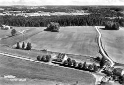 Skråfoto av Langli, Skiptvet  ca. 1950-55. Flyfoto tatt mot 