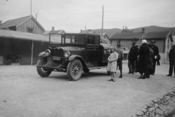 Nederst i Bogtrykkergaden, Petter Dassgt.
Ved disse bodene 