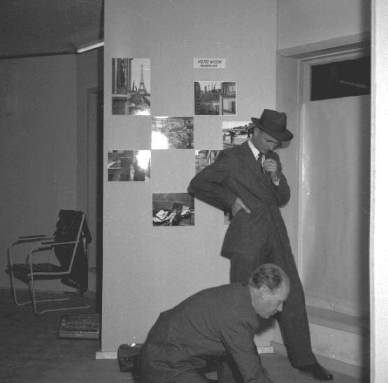 Skara. Skara fotoklubbs jubileums-utställning i f. d. Josef Johanssons bilförsäljnings lokaler. 4-11 november 1959. 15-års jubileum.