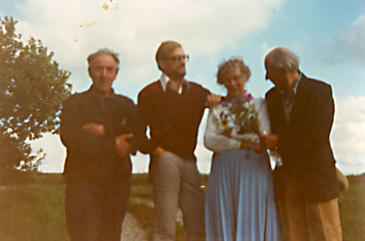 Lars Eriksson med Charles, Märta och Nils Dahlman 1981.