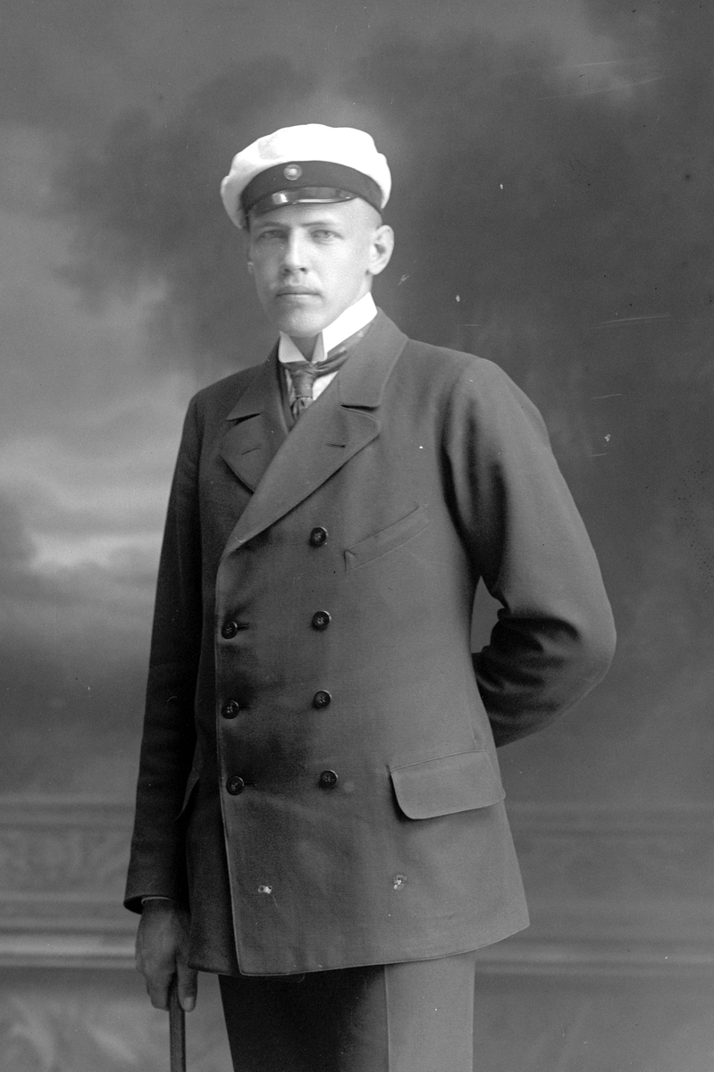 Nils Swedlund, levde mellan åren 1898-1965. Senare general och överbefälhavare 1951-1961. Gevaliapalatset, Gävle