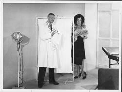 Wenche Foss og Per Aabel i "Karusell".