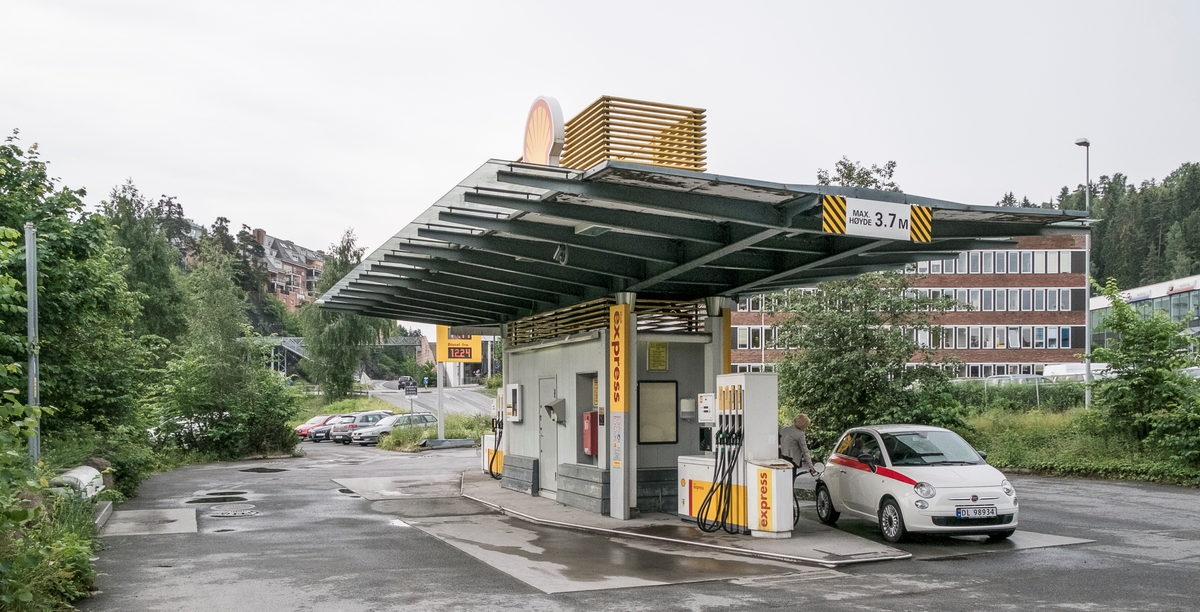 Shell express bensinstasjon Jongsåsveien Sandvika Bærum