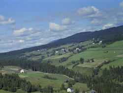 Øyer, Tretten vestside, Musdalen, oversikt. I forgrunnen til