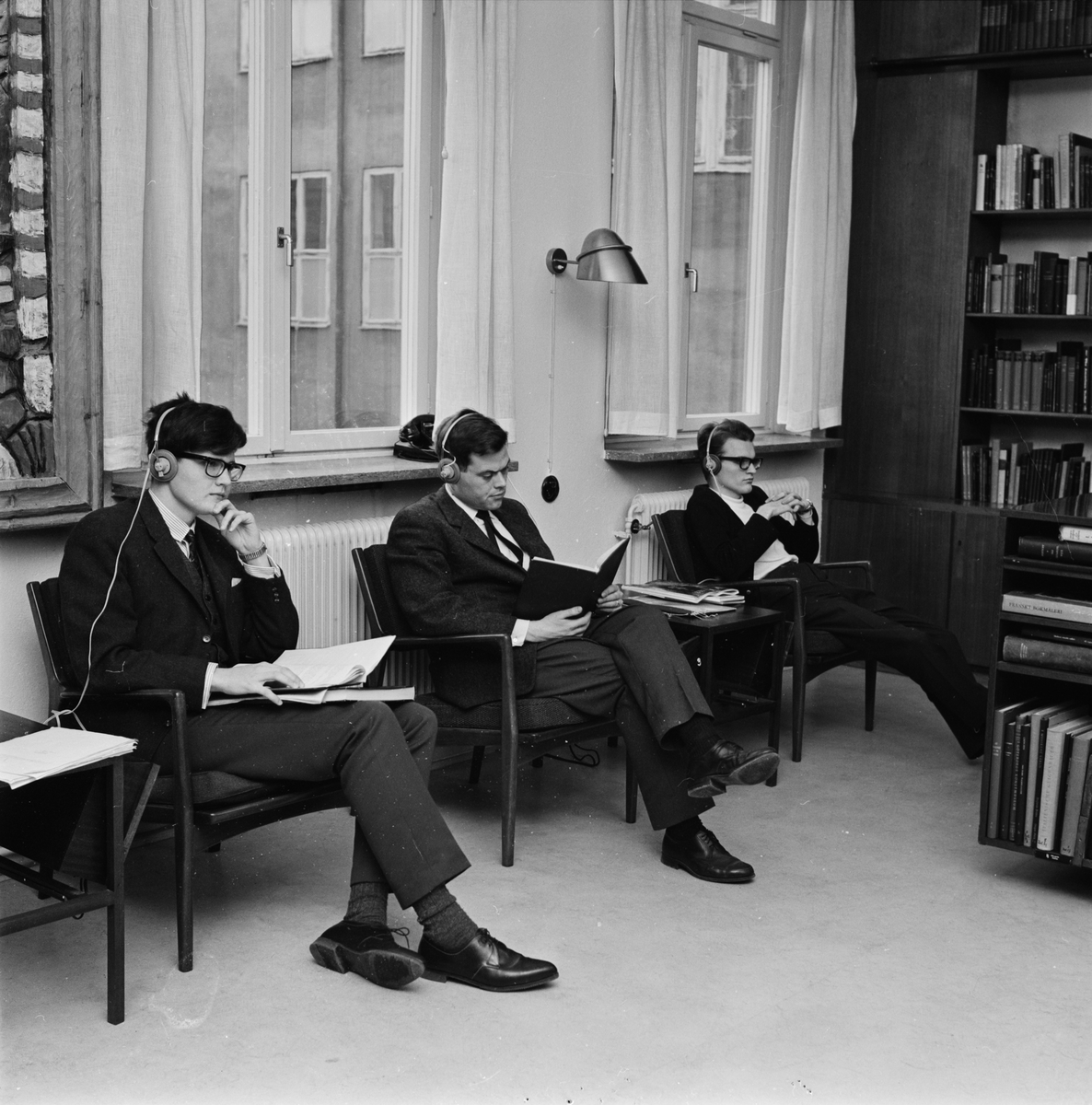 Stadsbiblioteket - "diskoteket får 200 nya skivor", Uppsala 1964