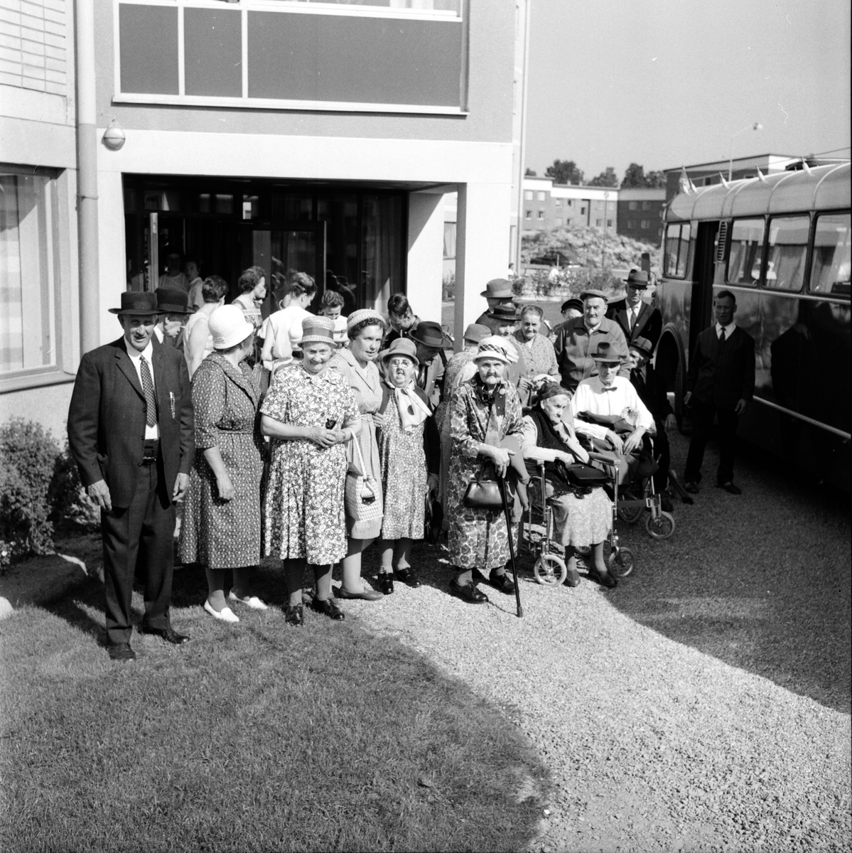 Hamrelunds pensionärer,
på bussutflykt,
22 Juli 1965
