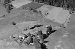 Stenerud gård, vestre, gnr.50 bnr.4. Spydeberg, flyfoto.
