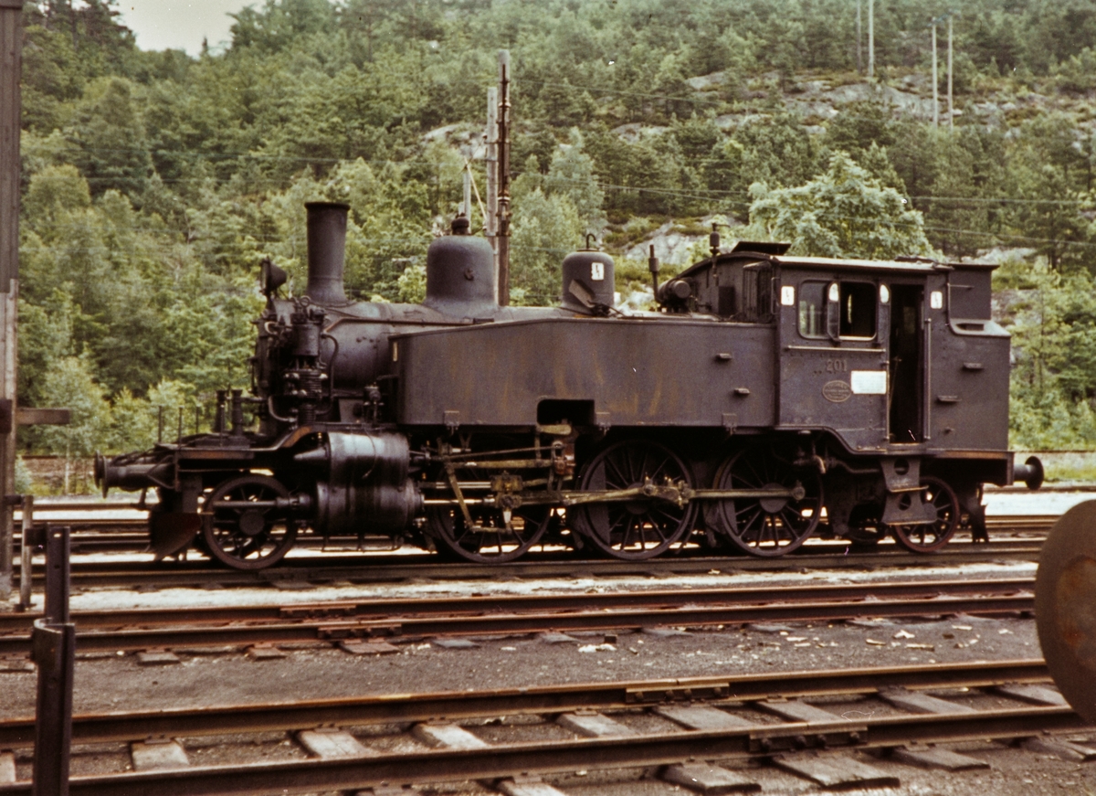 Damplokomotiv type 20b nr. 201 på NSBs verksted Krossen ved Kristiansand.