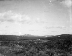 Rikard Berges fotoarkiv. Landskapsbilder og portretter Bilde