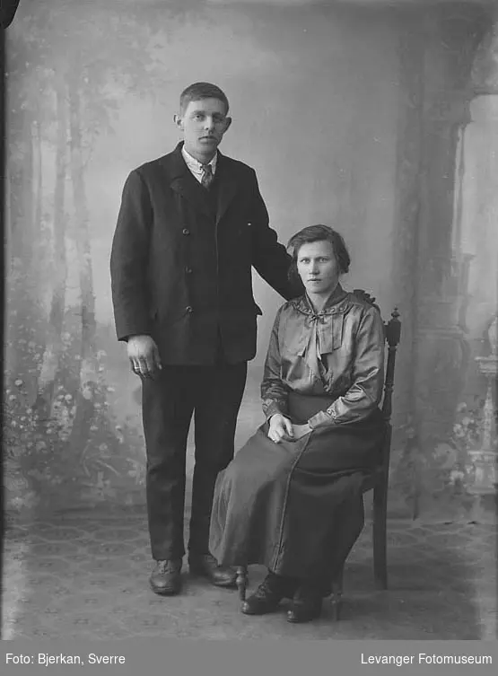 Portrett Trygve Almli og hans kone Helga Almlid