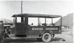 Ola H. Løken med vareruta til Hemsedal Samvirkelag.
Kan ver