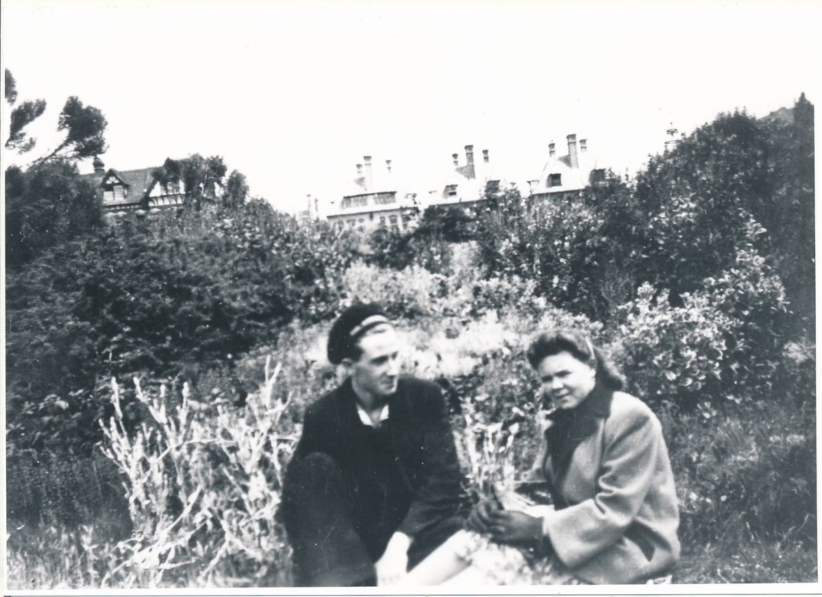 Isak og Lillian Isaksen fra Myklenes i Tranøy, 1943.