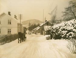 Lillehammer. Storgata sett fra Utsiktsbakken med kurbadet so