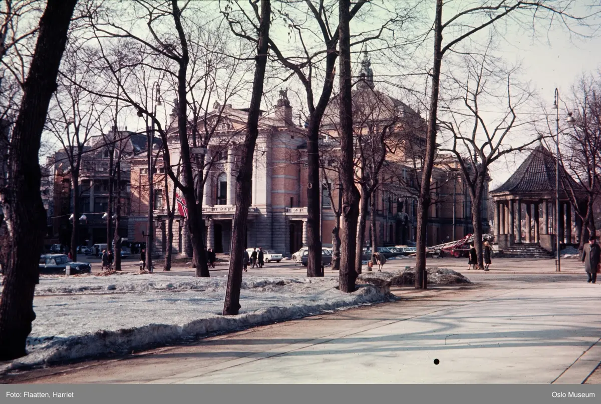 park, snø, musikkpaviljong, Nationaltheatret, flagg, biler, mennesker, Hotel Continental