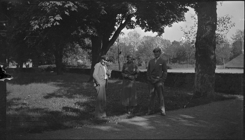 Bilder fra turer i Stavanger med Per og Alf Årseth, Annie Kamsrud og Finn Johannessen.