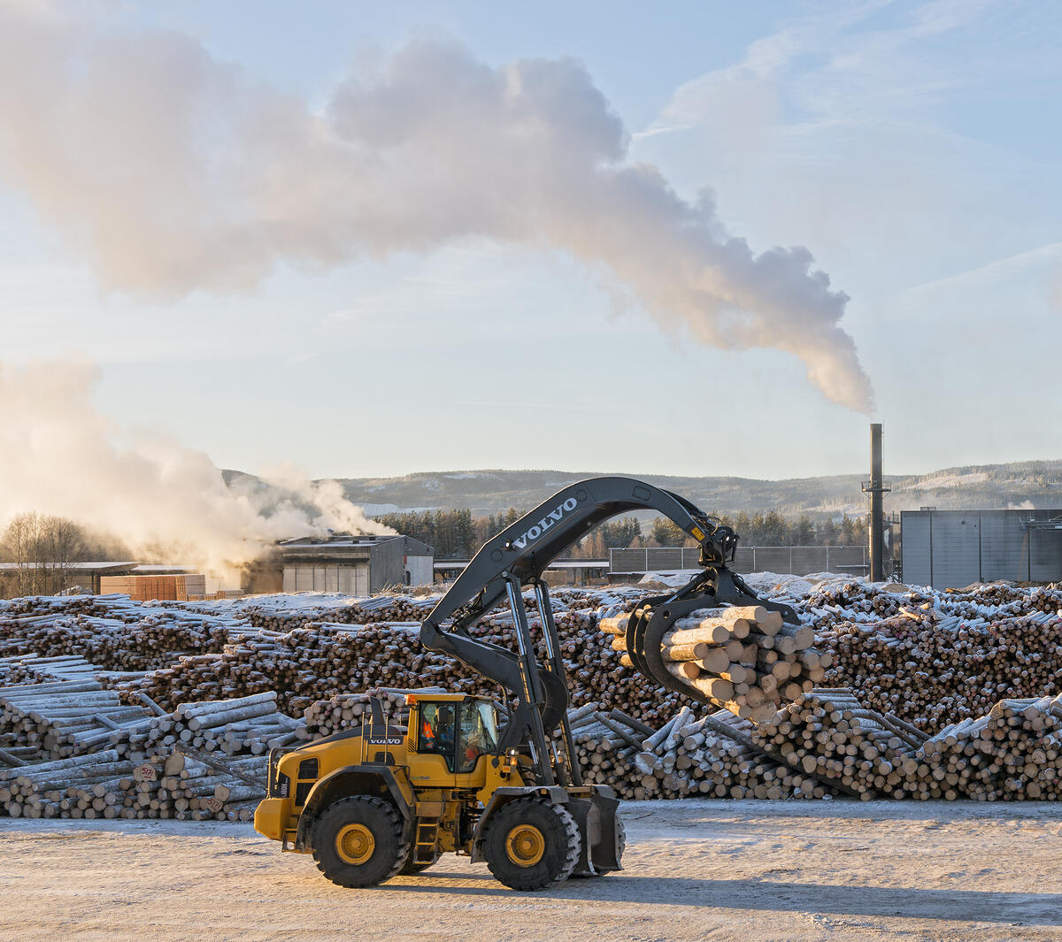 Griplaster på sagbrukstomta til Moelven Våler AS.