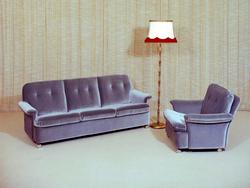 Salong. Sofagruppe med sofa og lenestol.