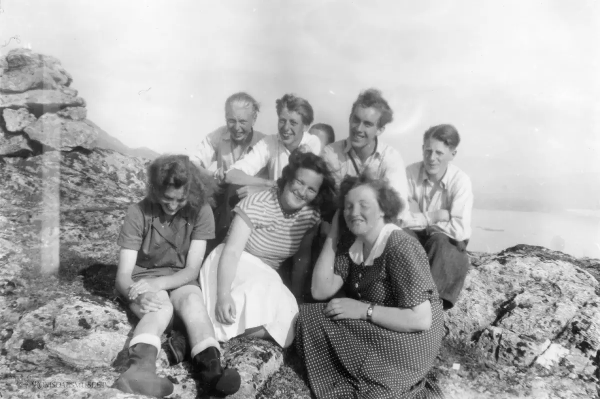 Ungdommer fra Ugelvik på fjelltur