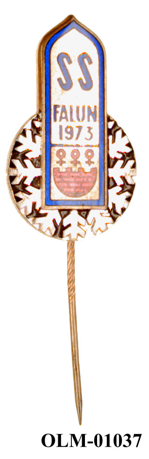 Inneholder 101 merker, pins og  medaljer.
Guttorm Berge tok tilbake samlingen 21.mai 1996.-notert i aksesjonsboken.