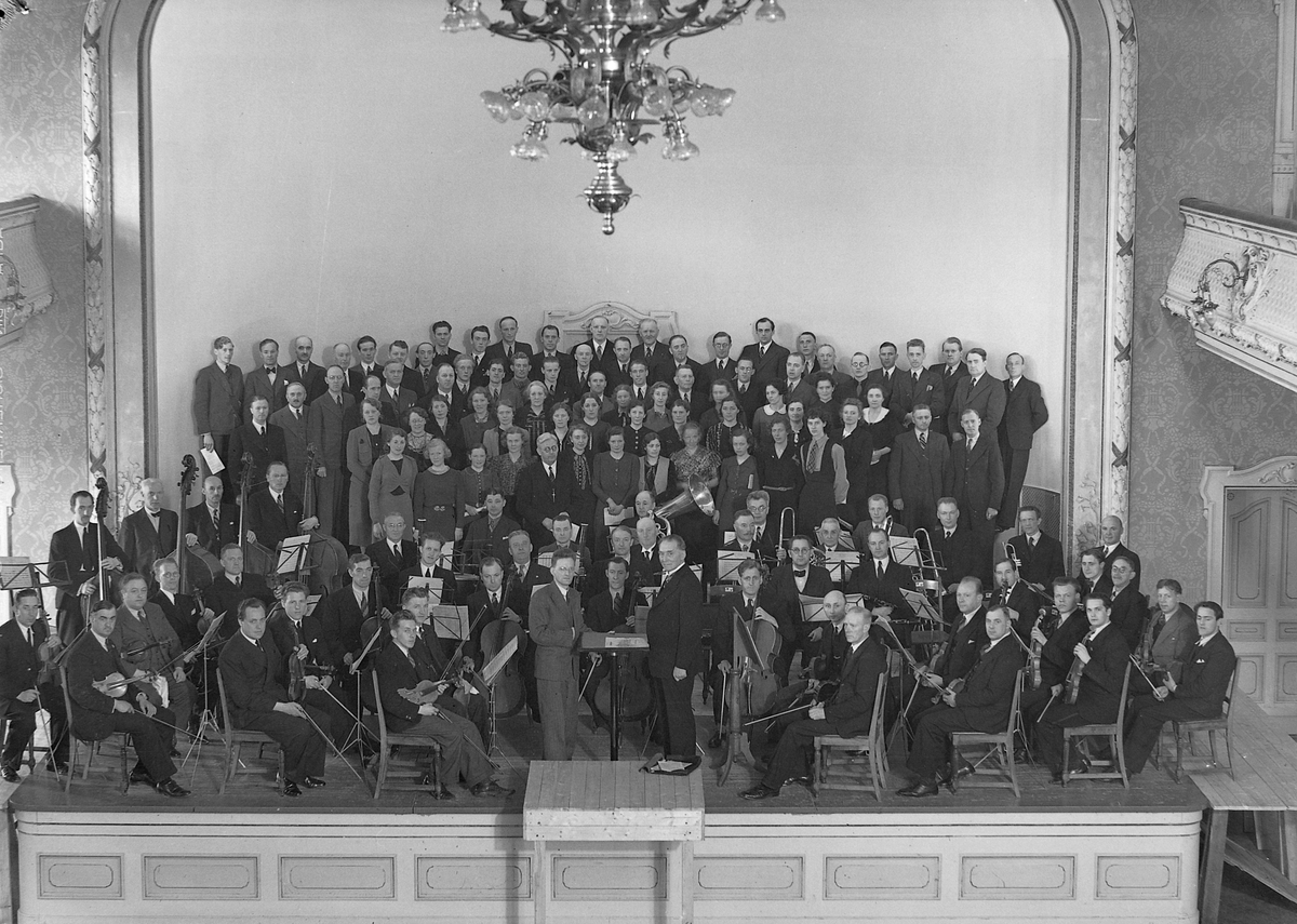 Prøvekonsert ved dirigent Røstads avgang i symfoniorkesteret