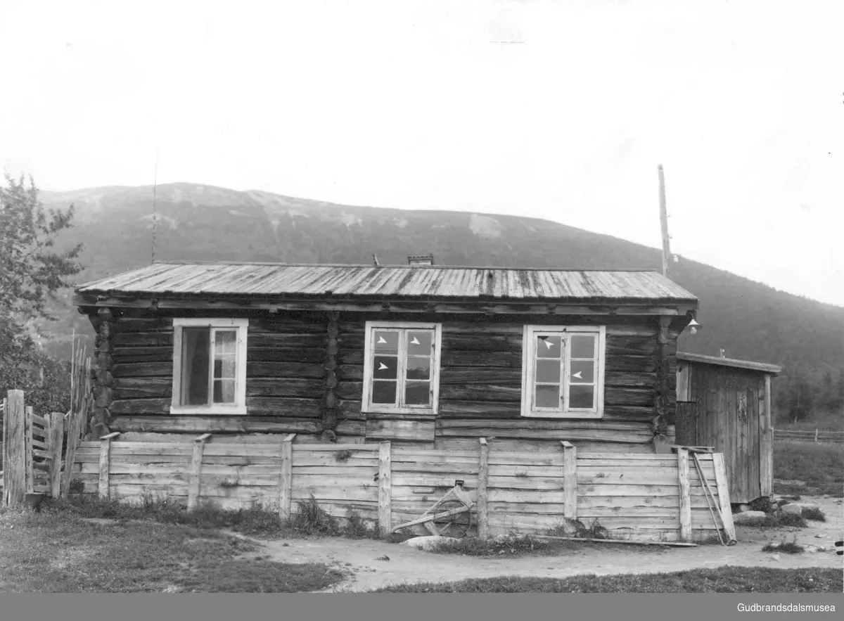 Stugu i Lykkja - ombygd i 1939