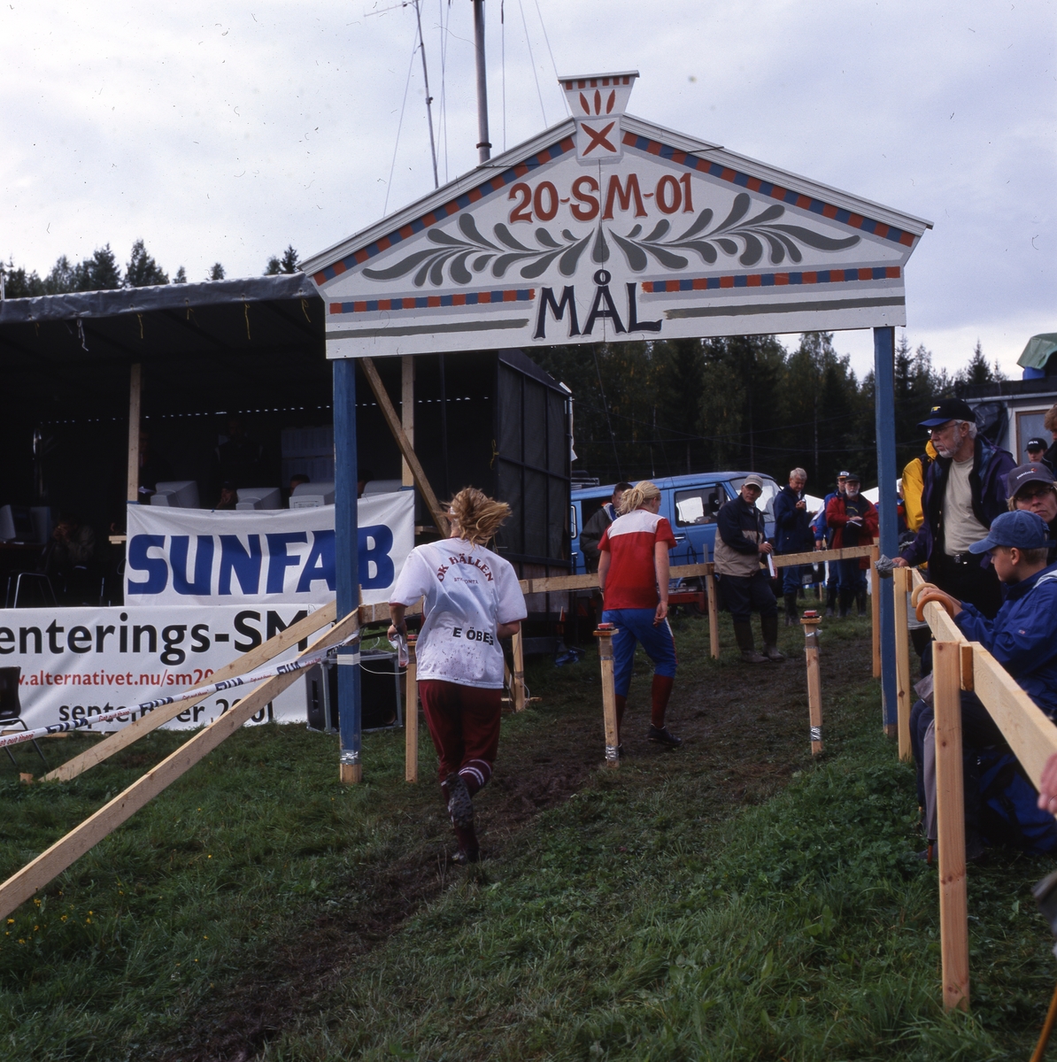 Målgång vid SM-orientering i Mödänge 15 september 2001.