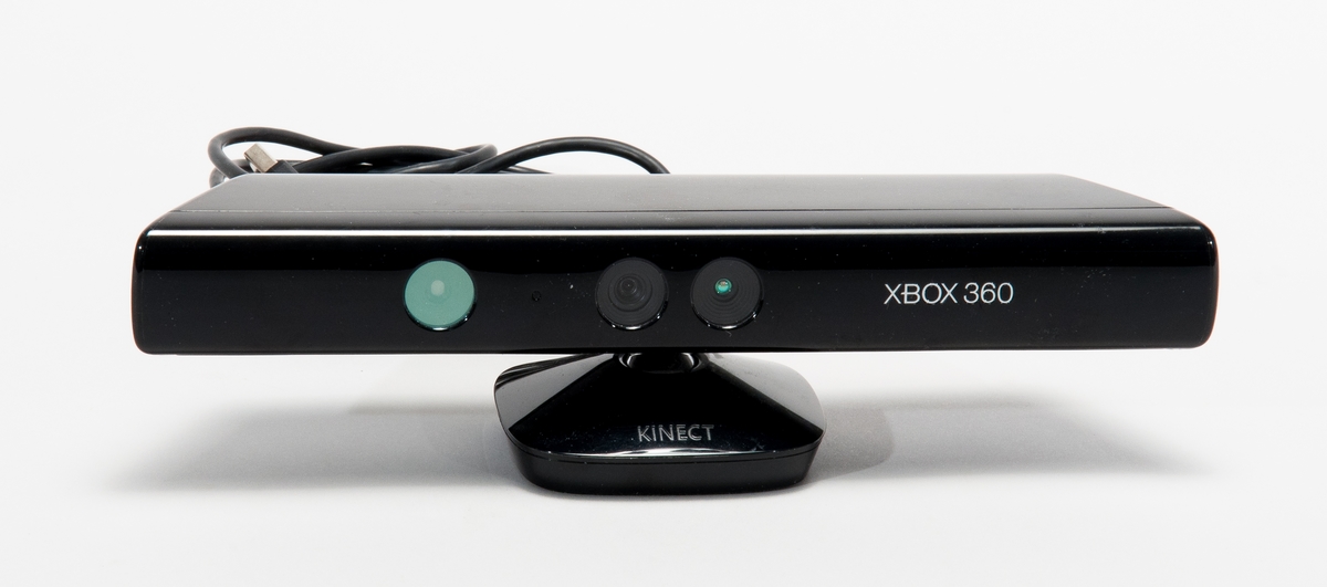 Spelkontrol, kamera (Kinect)
modell 1414, nr 086940104535.